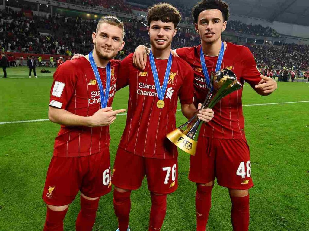 Liverpool Academy players promoted in the first team.