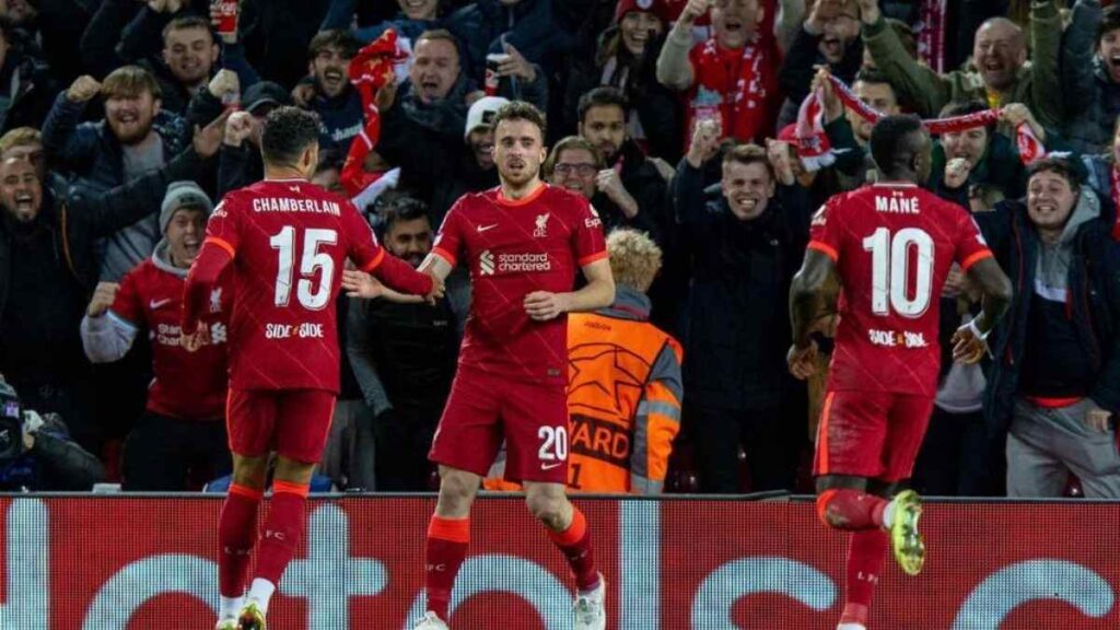 Liverpool beats Atletico Madrid to confirm a seat in the round of 16 in the champions league.