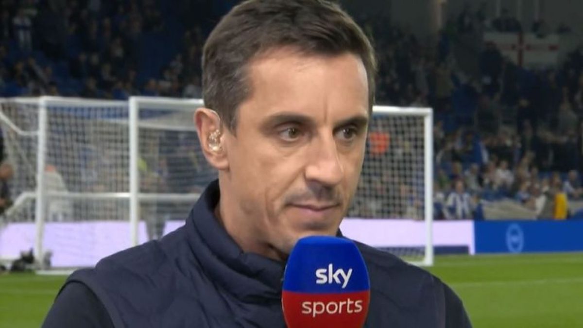 Gary Neville blasts Premier League as Liverpool prohibited to wear away kits against Leeds