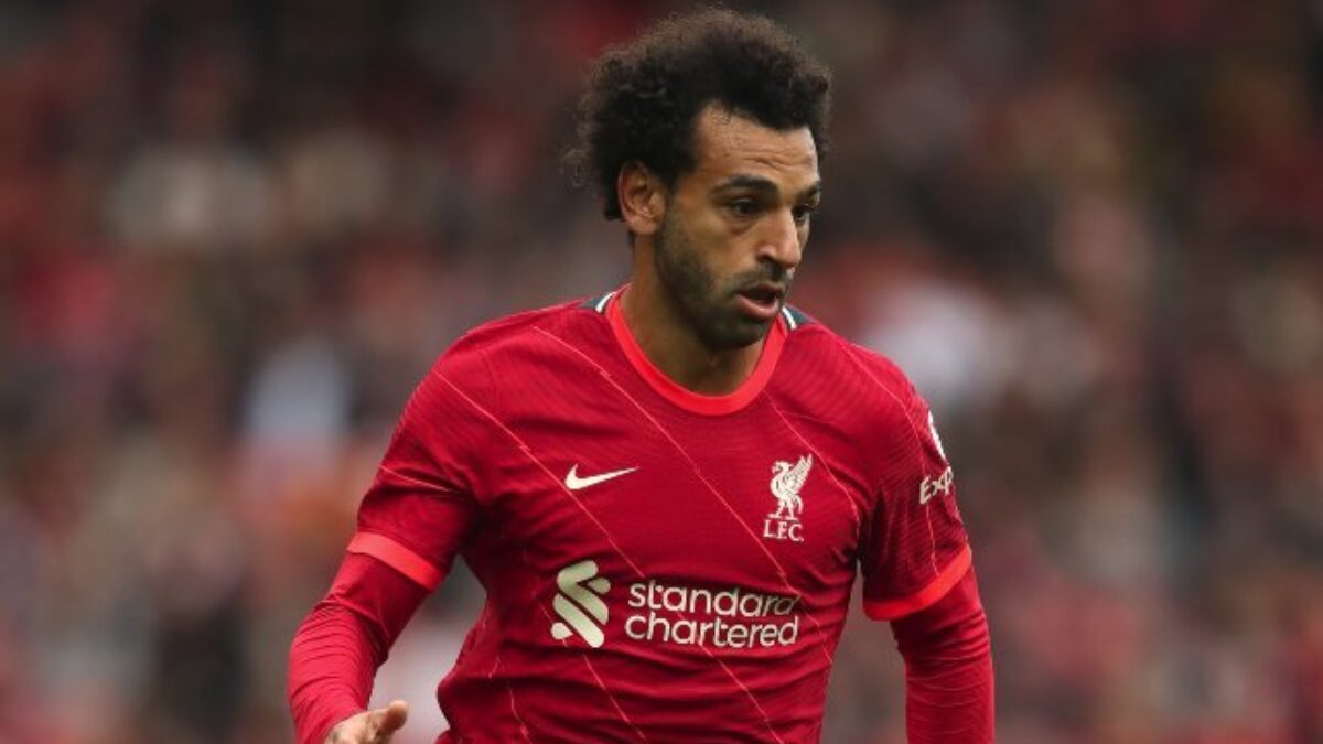 Mohamed Salah flattered by Barcelona interest, but commits himself to Liverpool