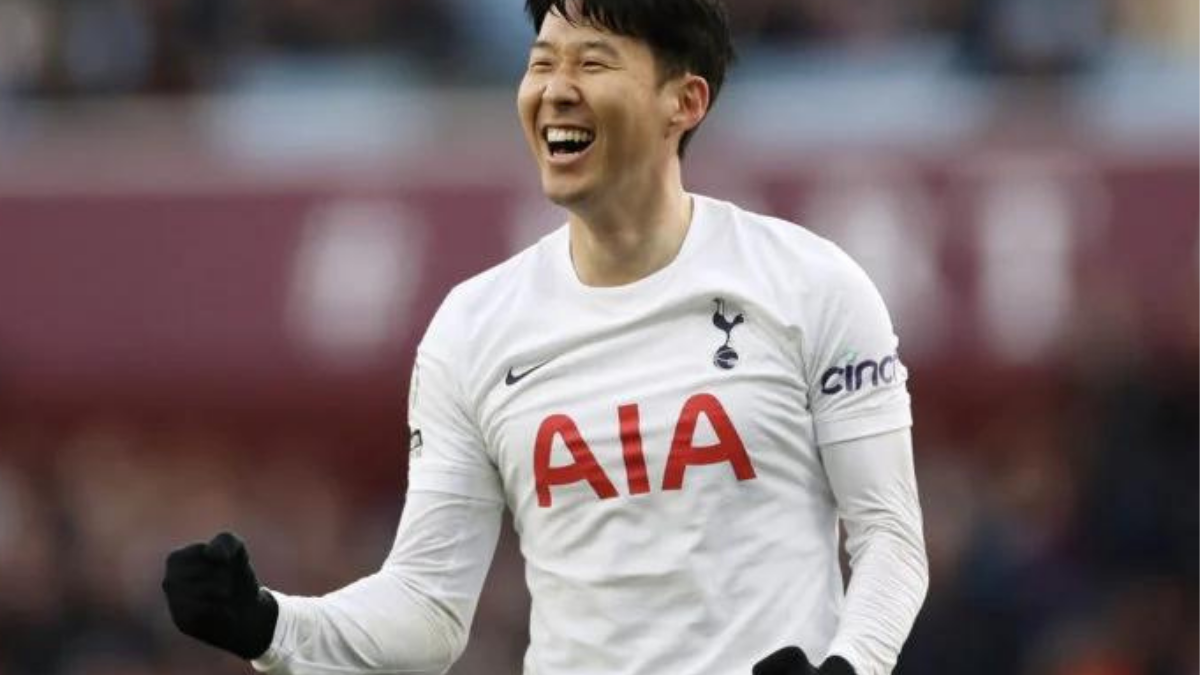 Liverpool manager Jurgen Klopp is a huge admirer of Son Heung Min. And in order to convince to let their star player go, Liverpool are ready to offer 3 players in exchange.