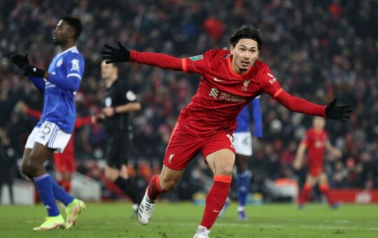 Takumi Minamino's time at Anfield has come to an end with the confirmation of his transfer to Monaco. And it has left fans to express gratitude for his efforts. Minamino will leave the club after spending 2.5 years at the Anfield having joined in January 2020.