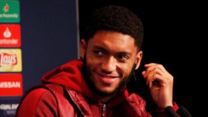 Joe Gomez made the switch from squad number 12 to number 2 in preparation for the upcoming season.