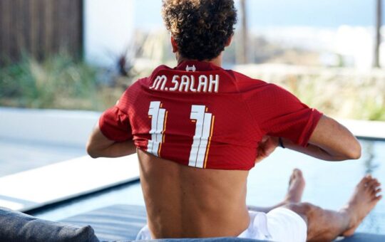 Mohamed Salah extends his contract at Anfield by three years. The forward was named the PFA Players' Player of the Year and FWA Footballer of the Year for 2021–2022. And had a contract that was set to expire at the end of the current season.