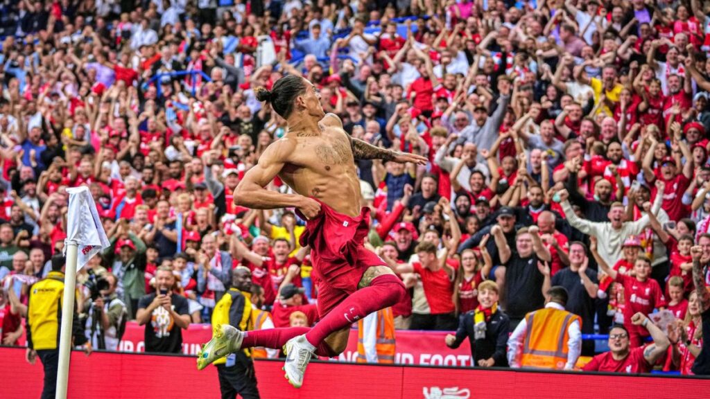 Take a look at Van Dijk's crazy reaction after Salah converted his penalty in Liverpool's Community Shield triumph over City.