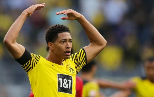 Former Arsenal star Ian Wright believes Jude Bellingham would definitely leave Dortmund amind Liverpool's interest.