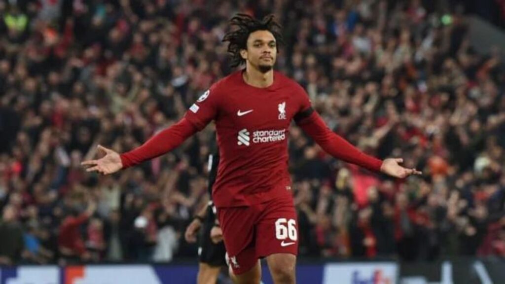 Liverpool beat British Rivals Scotland in their 3rd Champions League Fixtures with 2 set-piece goals coming from Trent and Salah.