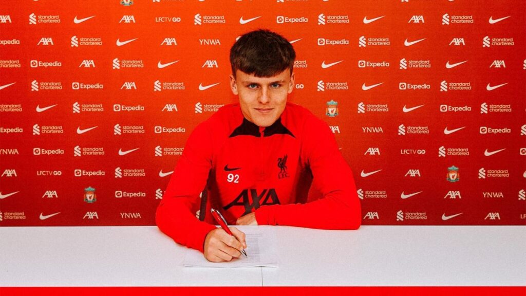 Young forward Ben Doak has agreed to a new contract with Merseyside giants Liverpool.