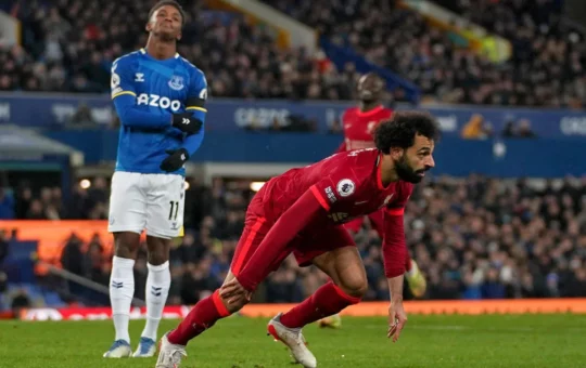 A 2-0 derby day victory for Liverpool helped the team get back on track after Everton forgot that football involves both attacking and defending.