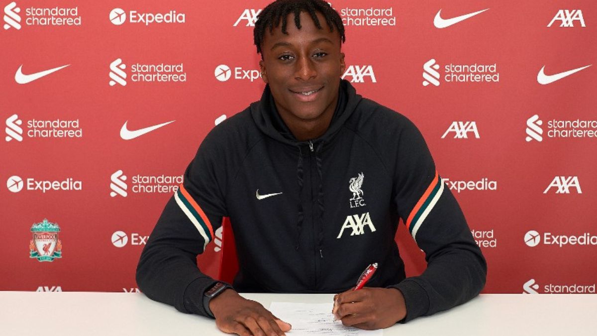 Isaac Mabaya signing new Liverpool contract